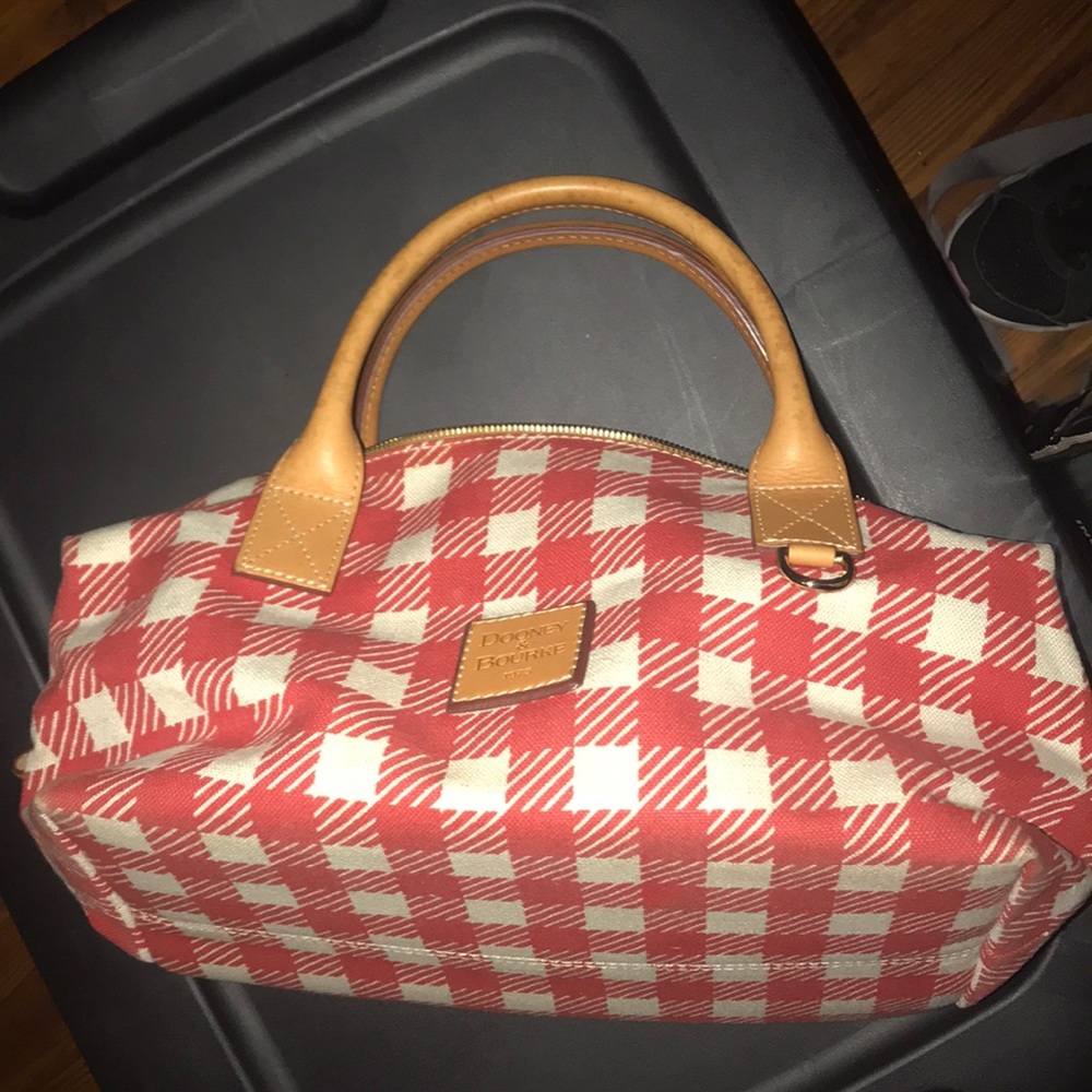 Dooney & Bourke bag